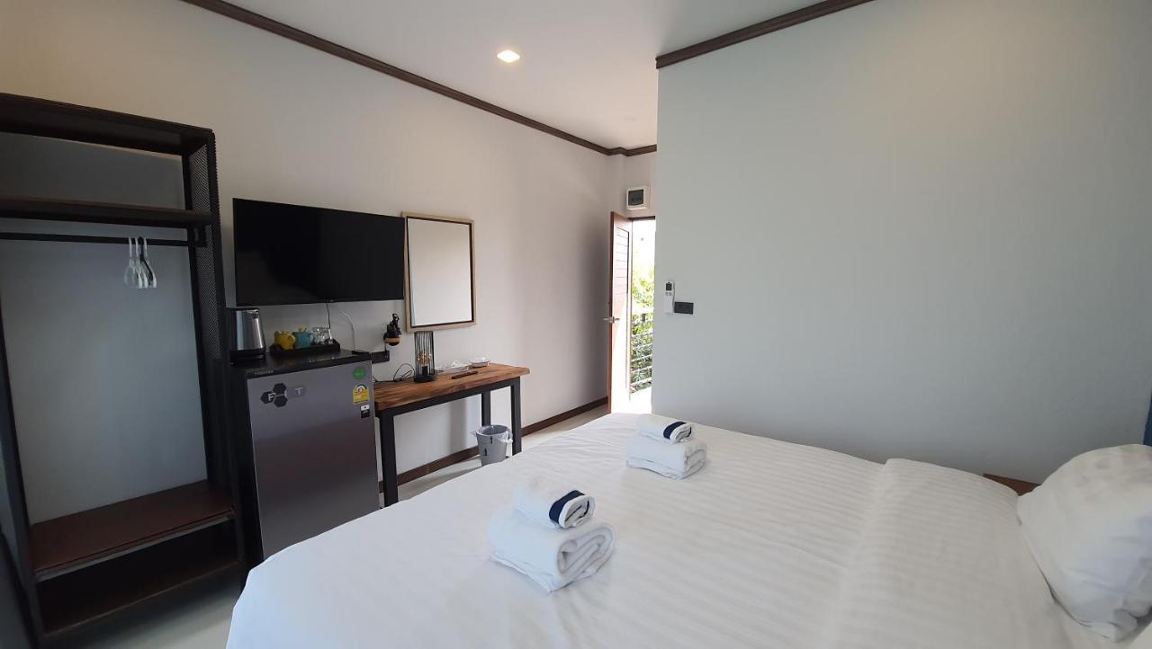Sabua The Terrace Homestay Uthai Thani Bagian luar foto