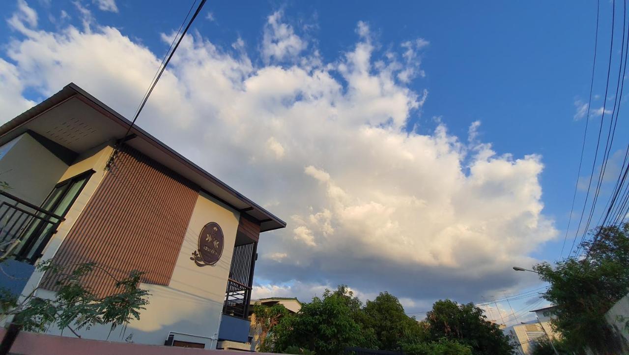 Sabua The Terrace Homestay Uthai Thani Bagian luar foto