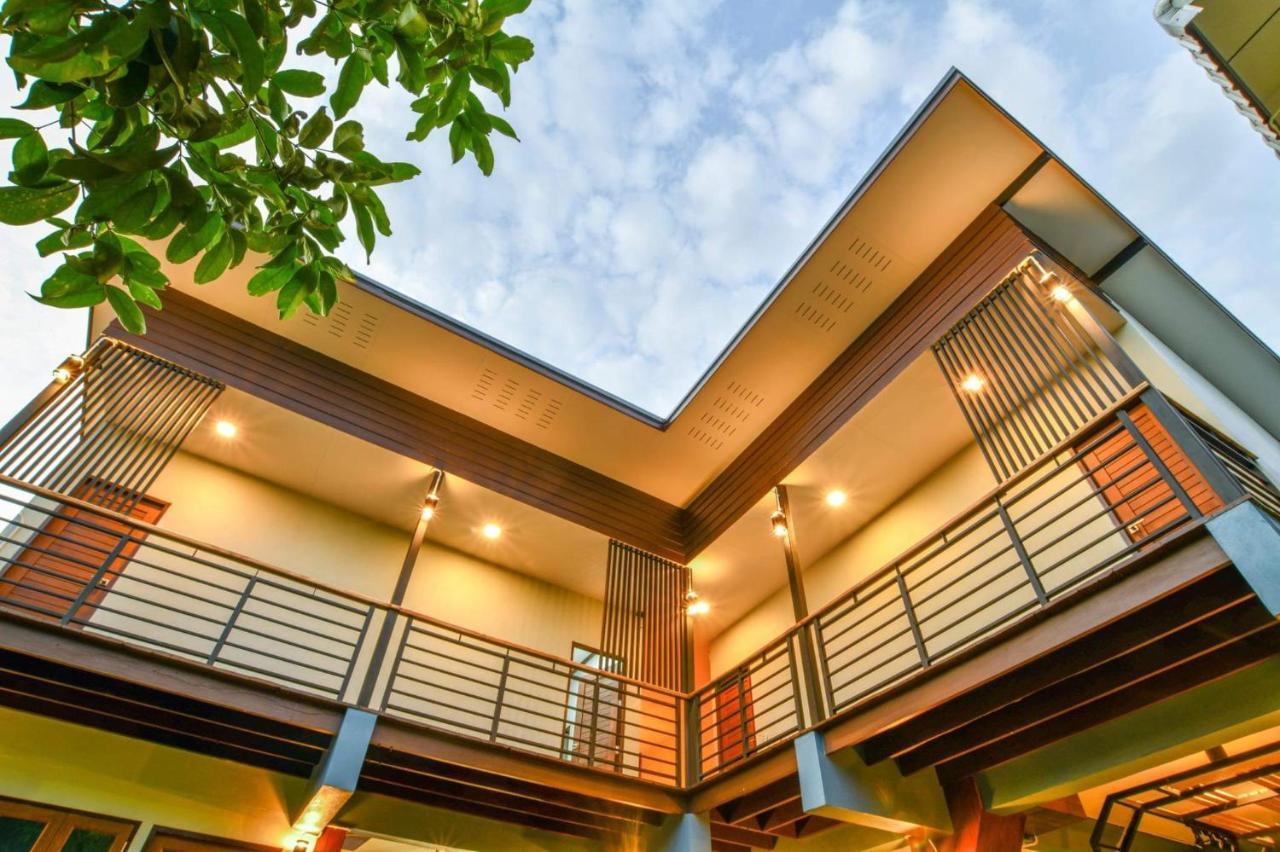 Sabua The Terrace Homestay Uthai Thani Bagian luar foto